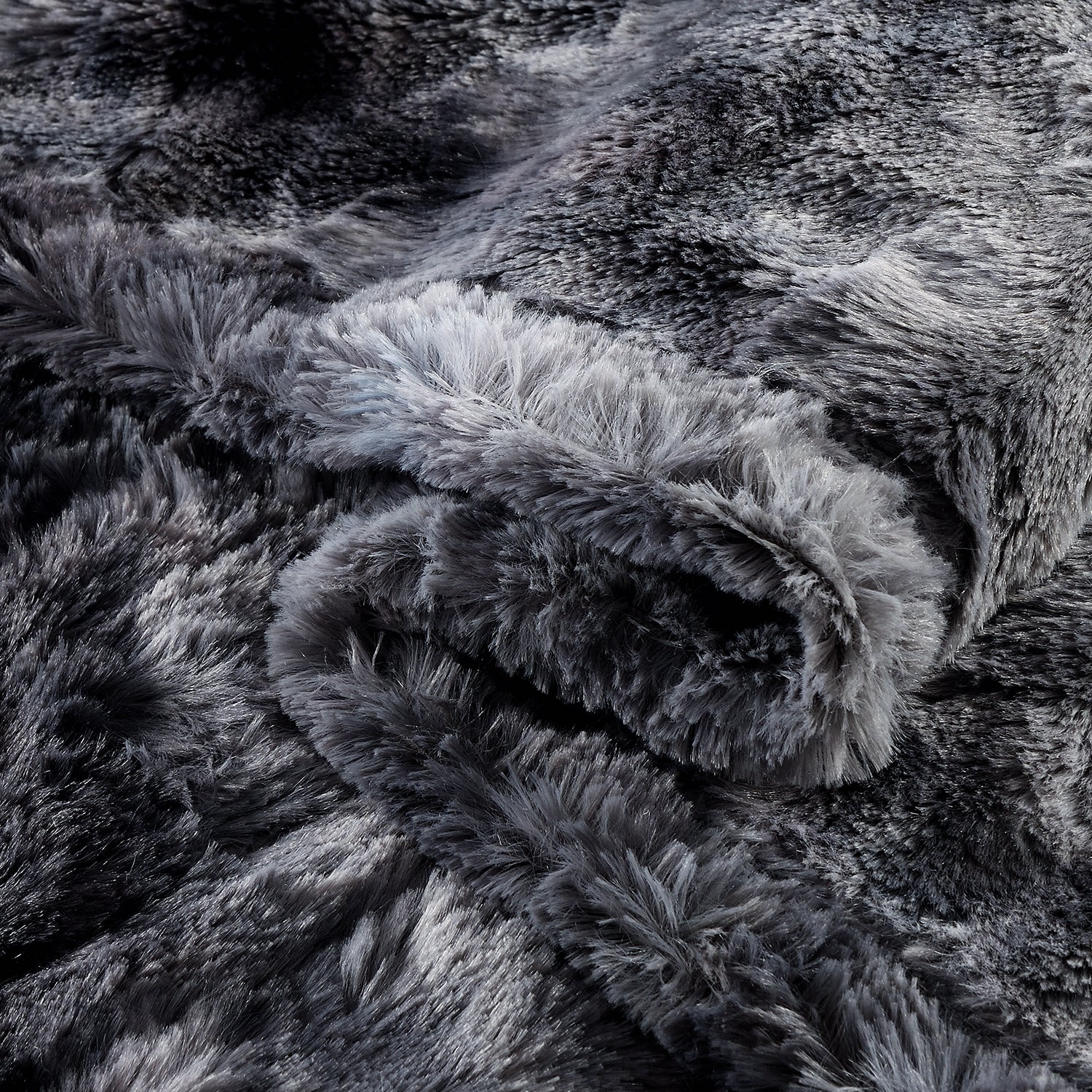 Marble Grey Soft Faux Fur Heated Throw