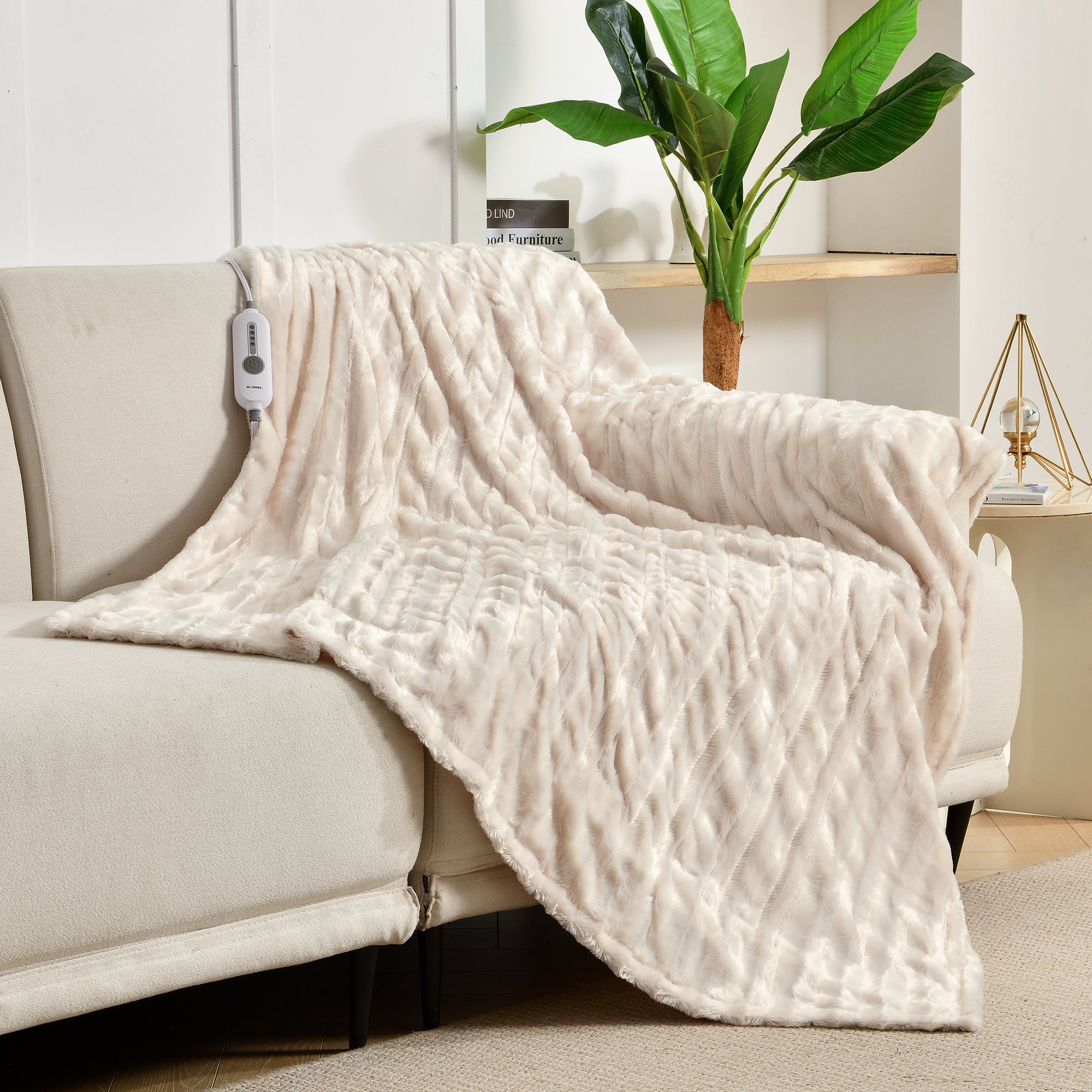 White Soft Faux Fur Heated Throw