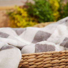 Electric Heating Throw - Gray White Plaid